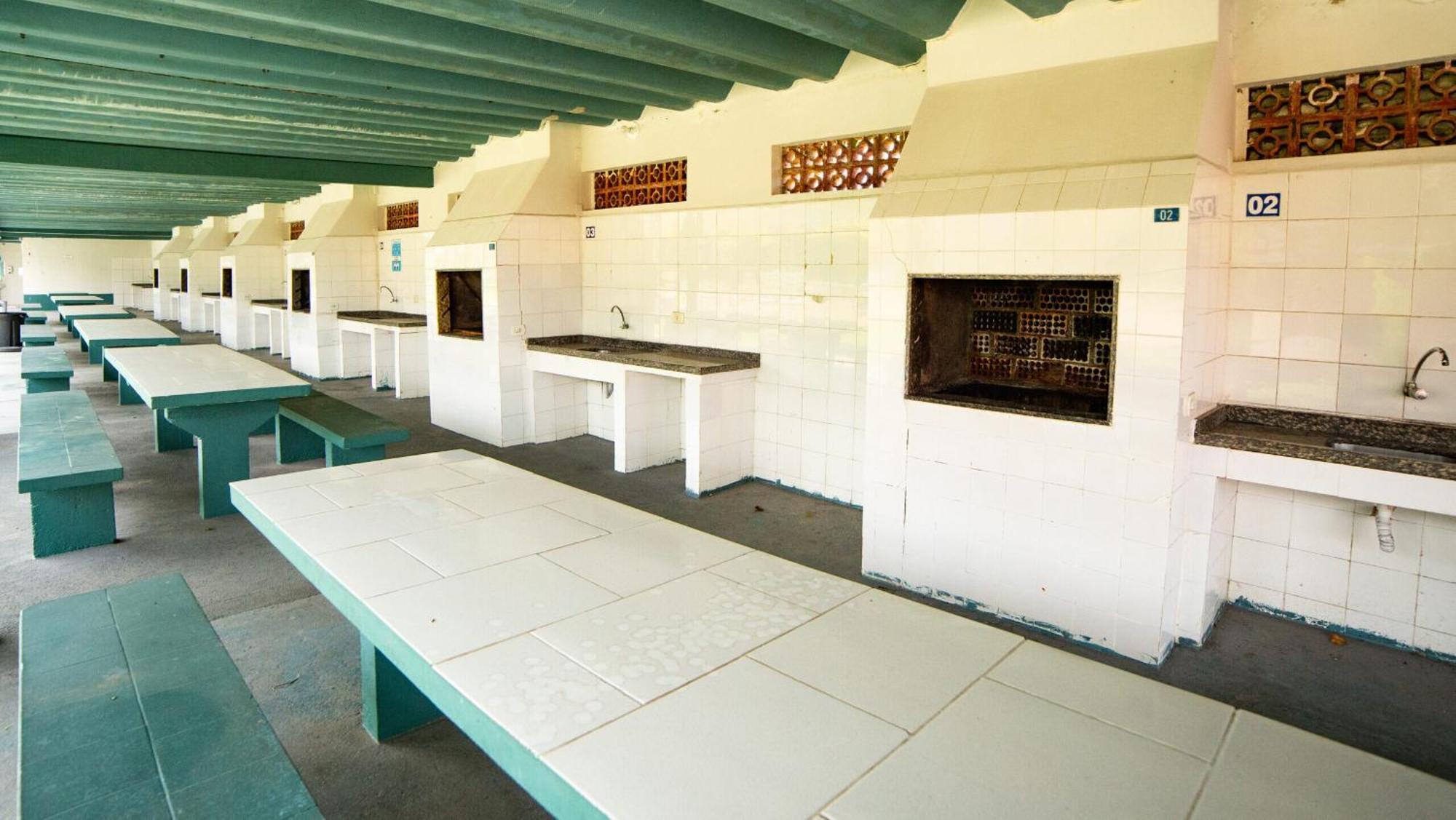 Rota Do Sol Apart Hotel Guaratuba Exterior photo